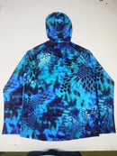 Camiseta com Capuz e Máscara Integrada Anti-UV