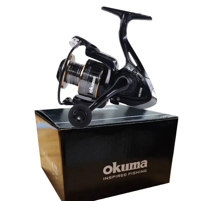Molinete Okuma HE500–7000 metálico freio 12kg ambidestro